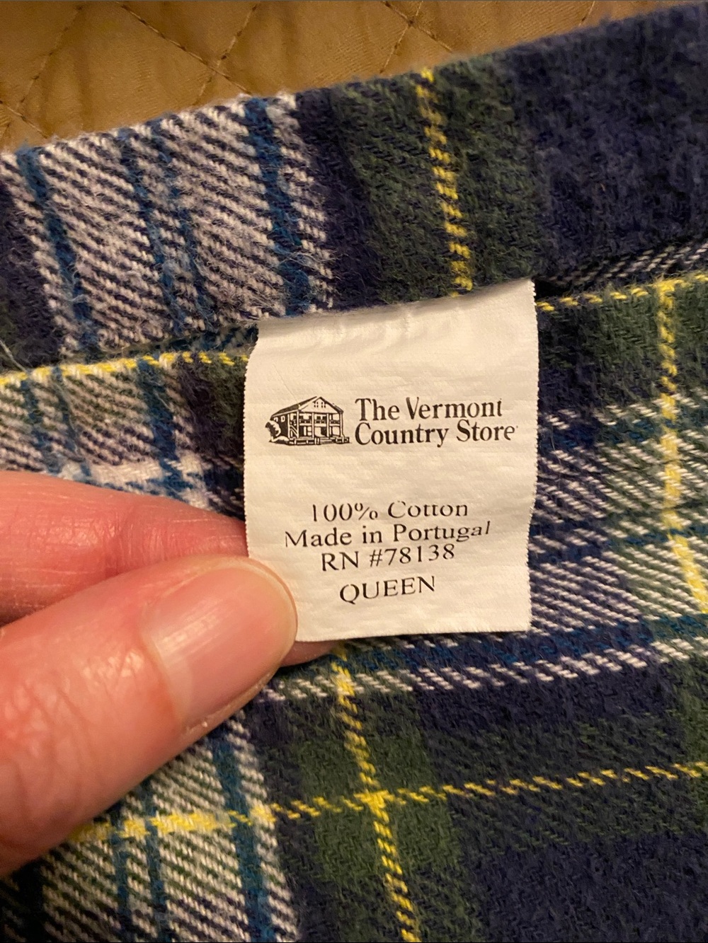 The Vermont Country Store Dress Gordon Plaid Flannel Sheet set - Picture 7 of 13